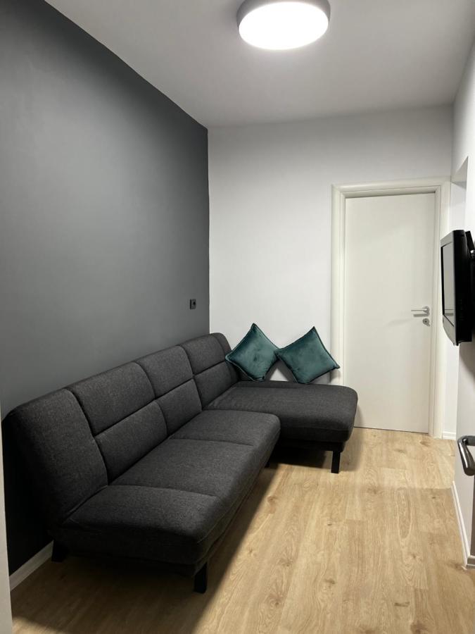 Amion Apartment In Center Of 地拉那 外观 照片