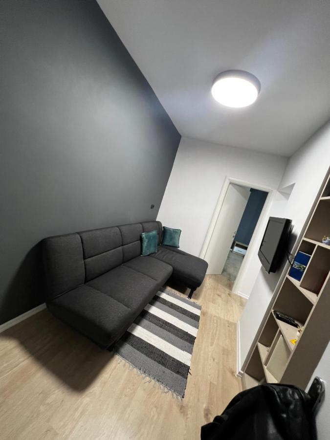 Amion Apartment In Center Of 地拉那 外观 照片